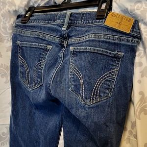 Hollister 26 waist and 31 length jeans